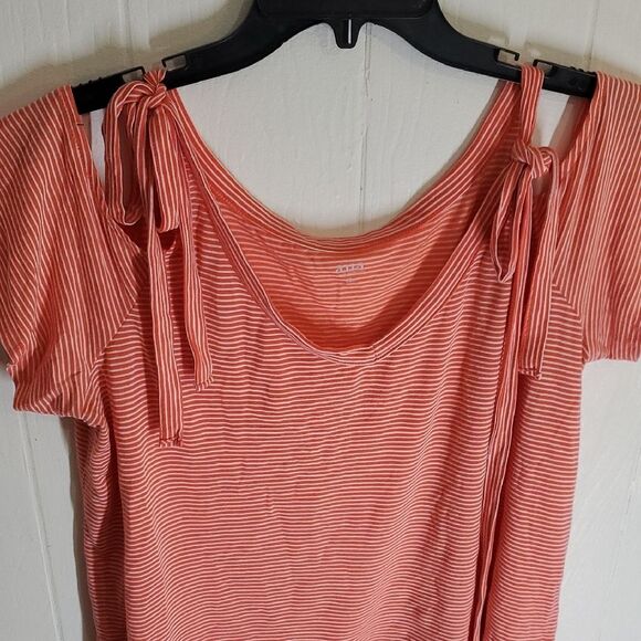 a.n.a Womens XL Coral Striped Blouse with Tie Shoulders 🌏5/$10🌏 - Picture 4 of 6